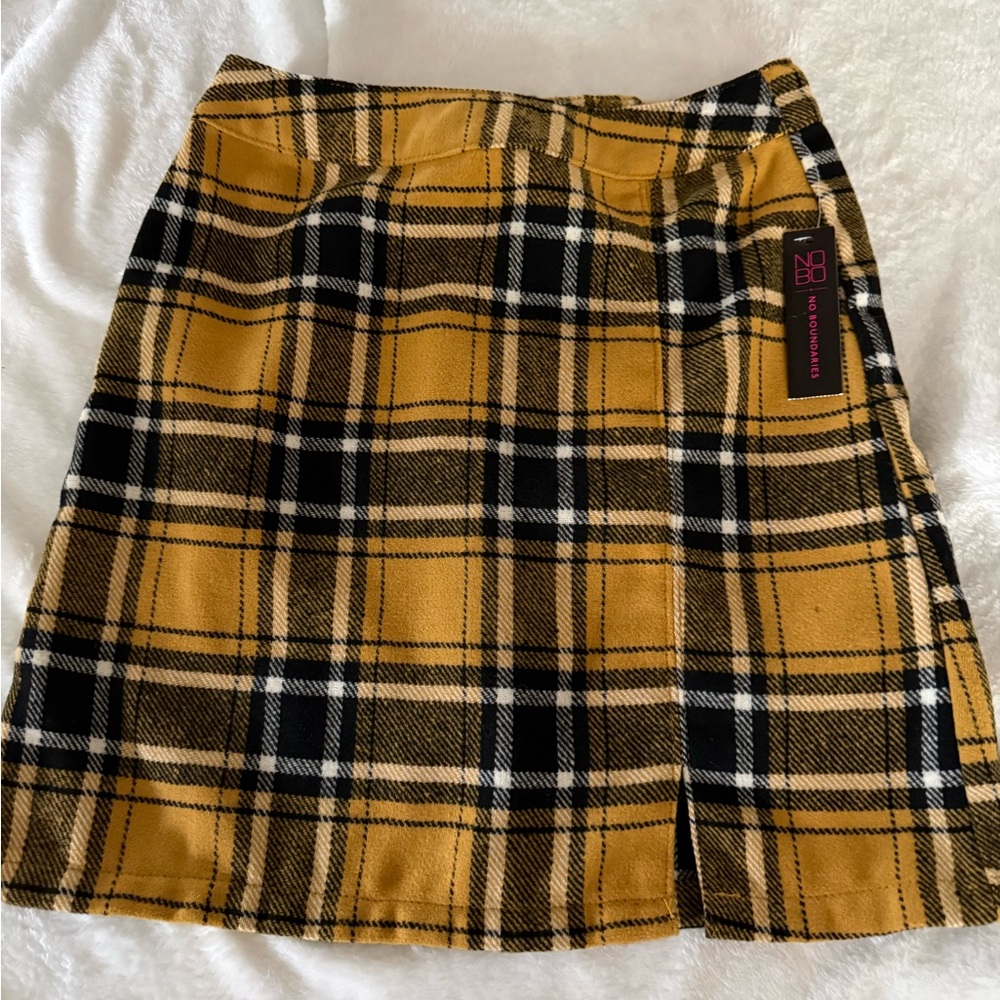 New No Boundaries Clueless Gold Black Plaid Juniors Mini Skirt Size 1 nwt